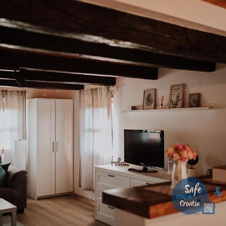 Kuca Za Odmor Lang Villa Károlyváros Kültér fotó